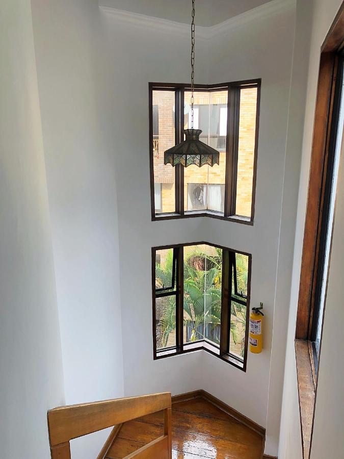 Casa Rosales Hotel Medellin Bagian luar foto