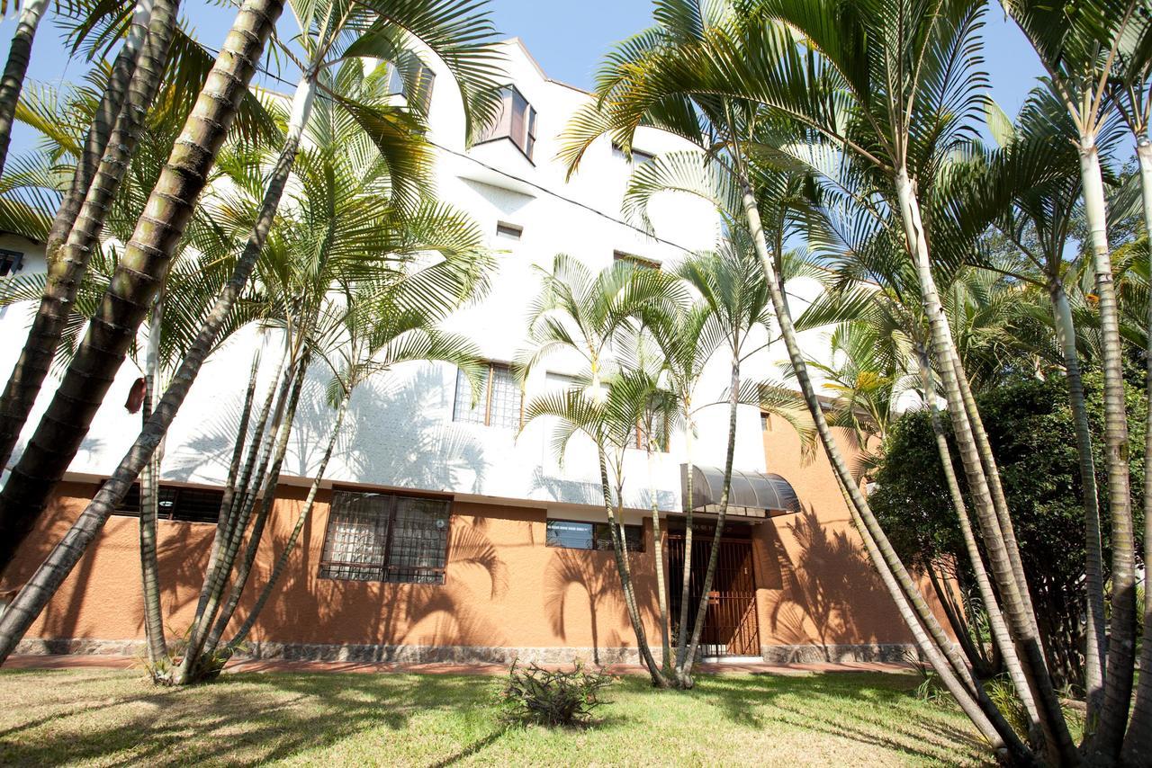 Casa Rosales Hotel Medellin Bagian luar foto