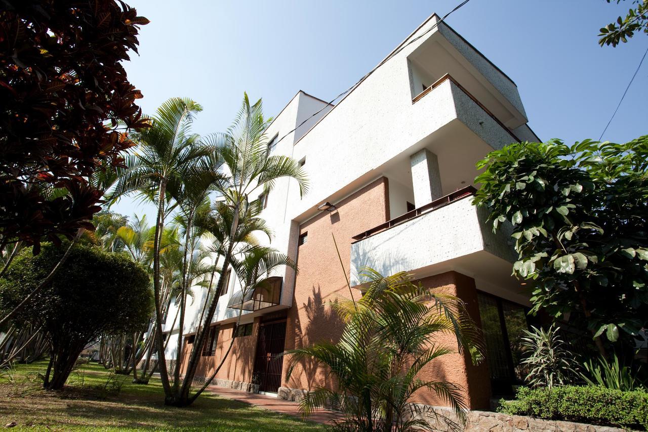 Casa Rosales Hotel Medellin Bagian luar foto